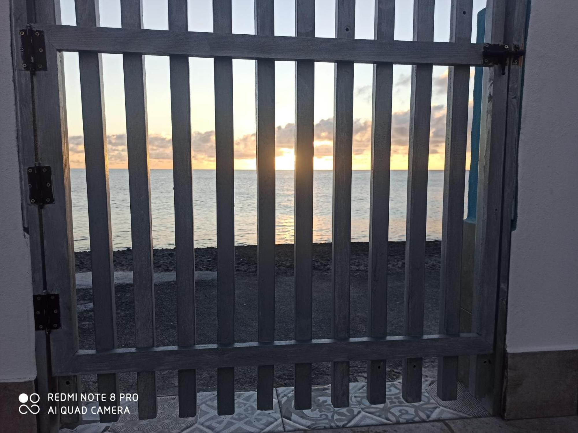 فيلا Junto Al Mar سانتا كروث ذي لا بال المظهر الخارجي الصورة
